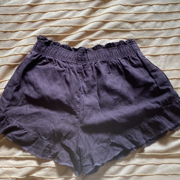 Aerie linen ruffle shorts - Picture 2 of 3